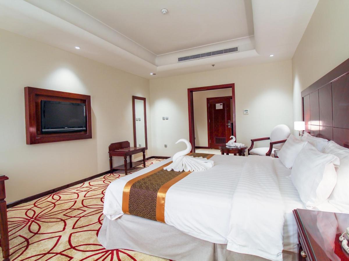 Lotaz Hotel - Al Shatea Jeddah Exterior photo